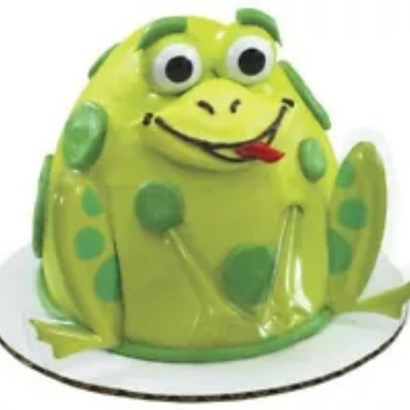 DecoPac 5-piece Frog Cake Decoration Set Food Safe Plastic - Picture 4 of 4